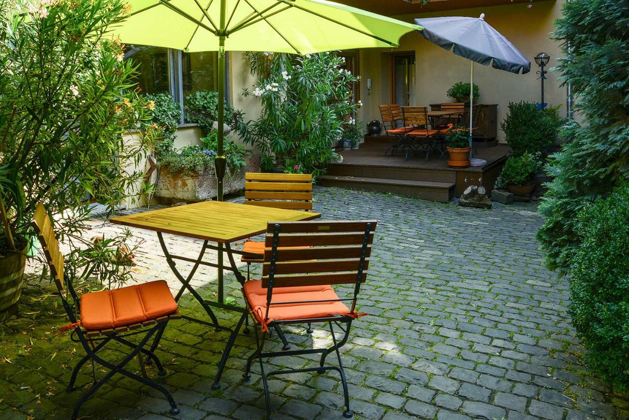 Gaestehaus Susanne Pfaffmann Landau in der Pfalz Exterior photo